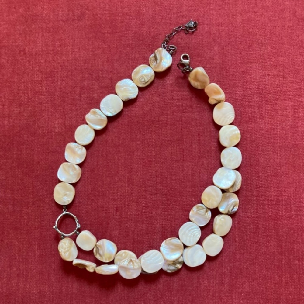 Silpada Cream and Silver Necklace